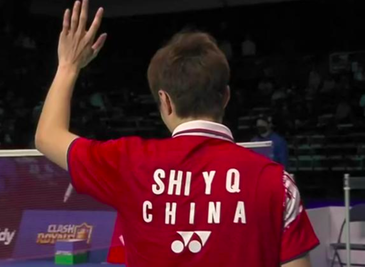 21-9，21-11！中国世界冠军石宇奇绝境大翻盘，<a href=