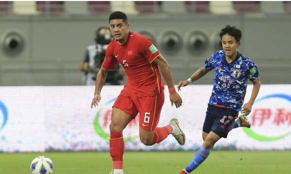 打越南队之前,国足遭日本前国脚扎心点评,中国球迷:刺耳的实话