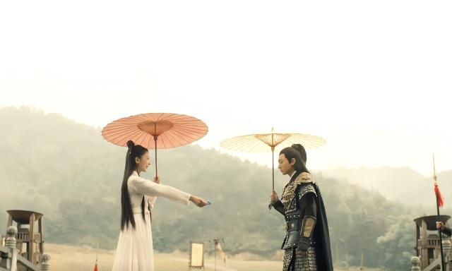皎若云间月