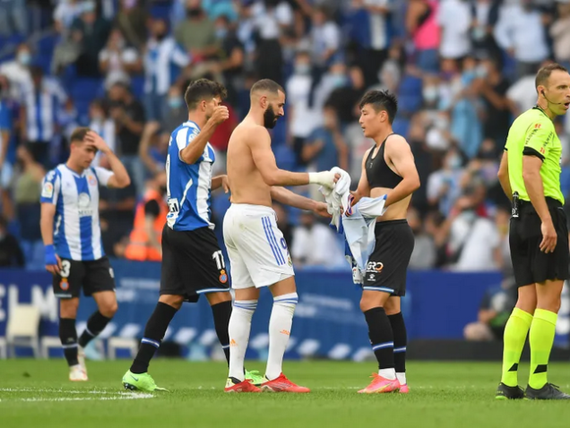 带着本泽马祝福回归,武磊防守获皇马锋霸认可,国足踢越南更有劲