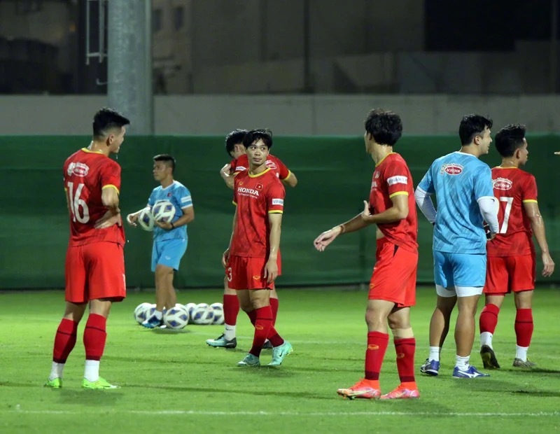 越媒：越南训练中混穿球衣号码，分散中国队注意力