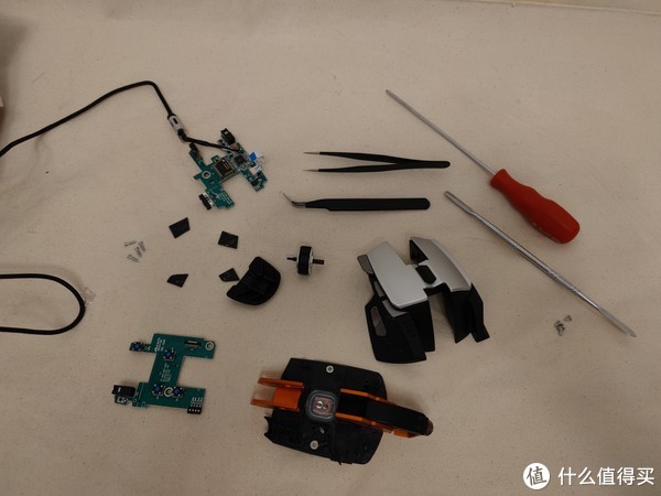 鼠标坏了不要扔 自己动手解决 ~骨伽700M修复记休闲区蓝鸢梦想 - Www.slyday.coM 鼠标坏了不要扔 自己动手解决 ~骨伽700M修复记休闲区蓝鸢梦想 - Www.slyday.coM