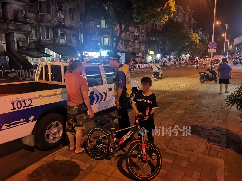 柳州爸爸带10岁儿子外出骑行,半路竟自己回家睡大觉!结果…休闲区蓝鸢梦想 - Www.slyday.coM 柳州爸爸带10岁儿子外出骑行,半路竟自己回家睡大觉!结果…休闲区蓝鸢梦想 - Www.slyday.coM