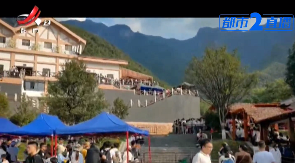 太火了!坐缆车就花5小时?江西这个景区回应休闲区蓝鸢梦想 - Www.slyday.coM 太火了!坐缆车就花5小时?江西这个景区回应休闲区蓝鸢梦想 - Www.slyday.coM