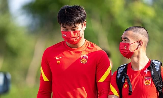 中国队打越南队的难题?除了武磊,其余球员没有比赛状态!怎么办