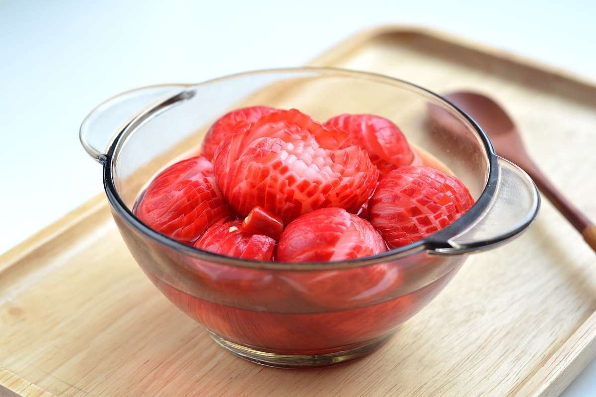 樱桃水萝卜简单一腌，脆爽开胃又多汁，一口一个酸甜微辣真解气