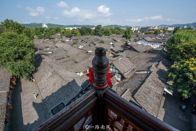 四川省唯一的风水名城,内有“阆中风水第一楼”,已经有一千多年休闲区蓝鸢梦想 - Www.slyday.coM 四川省唯一的风水名城,内有“阆中风水第一楼”,已经有一千多年休闲区蓝鸢梦想 - Www.slyday.coM