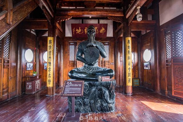 四川省唯一的风水名城,内有“阆中风水第一楼”,已经有一千多年休闲区蓝鸢梦想 - Www.slyday.coM 四川省唯一的风水名城,内有“阆中风水第一楼”,已经有一千多年休闲区蓝鸢梦想 - Www.slyday.coM