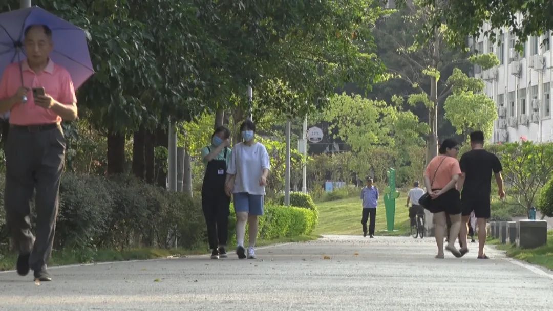 假期不吃早餐、暴饮暴食危害有多大?梅城一女孩诱发急病入院休闲区蓝鸢梦想 - Www.slyday.coM 假期不吃早餐、暴饮暴食危害有多大?梅城一女孩诱发急病入院休闲区蓝鸢梦想 - Www.slyday.coM