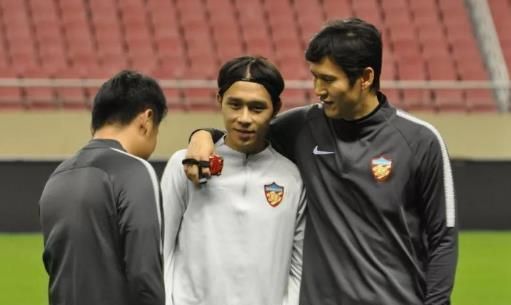 国足要小心!越南队最强王牌已被津媒提前曝光,已成主帅左膀右臂