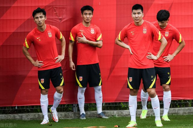 越南主帅指点国足弊端,1天时间改还来得及,李铁需做出2点安排