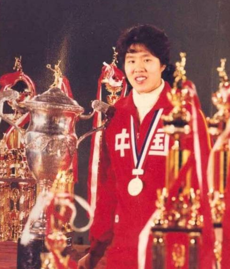 离谱！吴京外套被指抄袭韩剧，<a href=