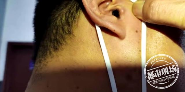 尴尬!“高科技设备”失灵,男子科目一考试作弊被抓现行休闲区蓝鸢梦想 - Www.slyday.coM 尴尬!“高科技设备”失灵,男子科目一考试作弊被抓现行休闲区蓝鸢梦想 - Www.slyday.coM