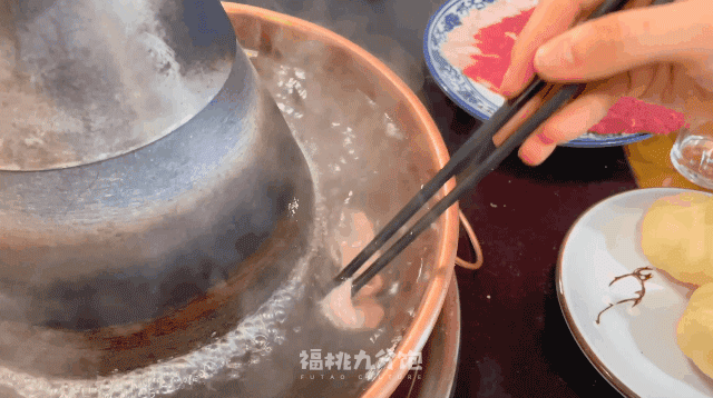 凭啥!没有一只羊能活着走出北京?休闲区蓝鸢梦想 - Www.slyday.coM 凭啥!没有一只羊能活着走出北京?休闲区蓝鸢梦想 - Www.slyday.coM