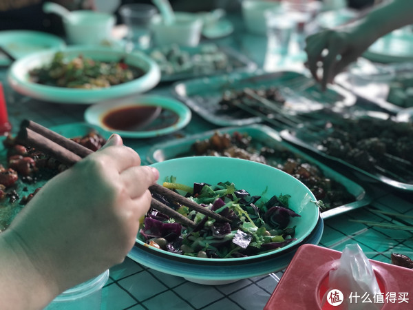 十一出游遇堵车,品尝当地特色美食,300多元没吃好,感觉被坑了休闲区蓝鸢梦想 - Www.slyday.coM 十一出游遇堵车,品尝当地特色美食,300多元没吃好,感觉被坑了休闲区蓝鸢梦想 - Www.slyday.coM