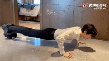 TFBOYS合体?迪玛希回归?THE9解散?罗云熙强壮?休闲区蓝鸢梦想 - Www.slyday.coM TFBOYS合体?迪玛希回归?THE9解散?罗云熙强壮?休闲区蓝鸢梦想 - Www.slyday.coM