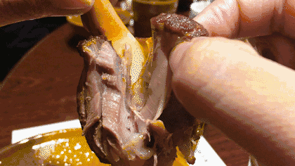 凭啥!没有一只羊能活着走出北京?休闲区蓝鸢梦想 - Www.slyday.coM 凭啥!没有一只羊能活着走出北京?休闲区蓝鸢梦想 - Www.slyday.coM