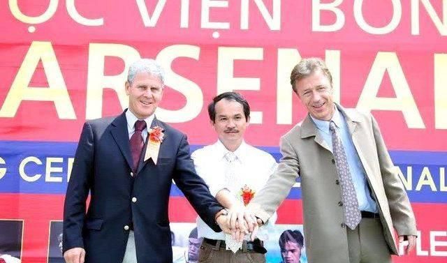 亿百来吹体育足坛:10月8日国足v越南,我看55开