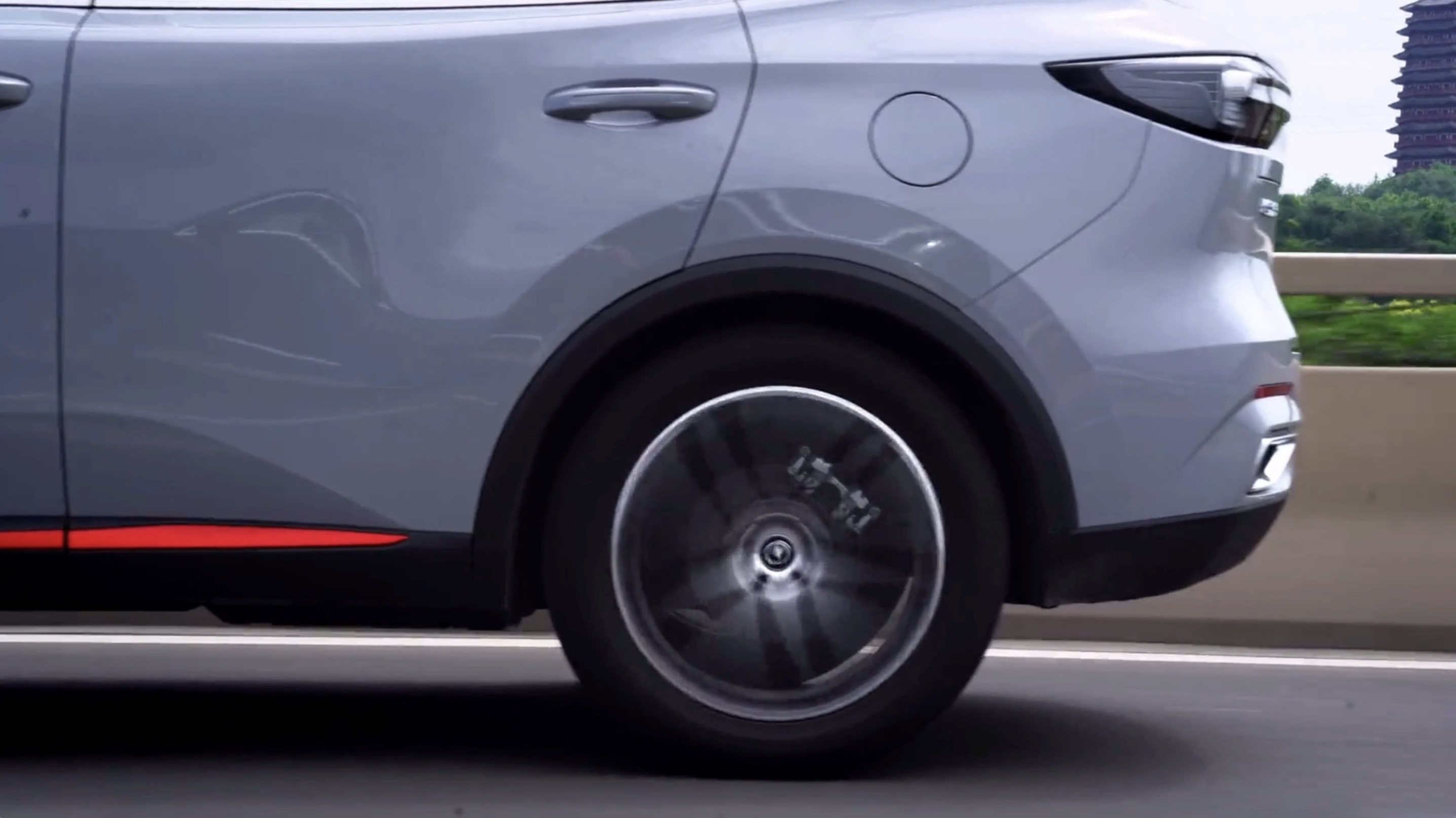 瑞虎7 PLUS对比第二代长安CS55PLUS 底盘对比 谁更好