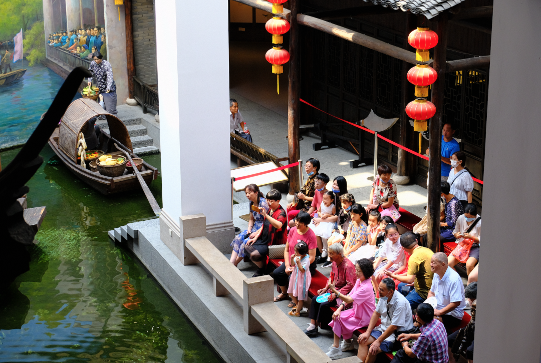 这里有你的国庆吗?休闲区蓝鸢梦想 - Www.slyday.coM 这里有你的国庆吗?休闲区蓝鸢梦想 - Www.slyday.coM