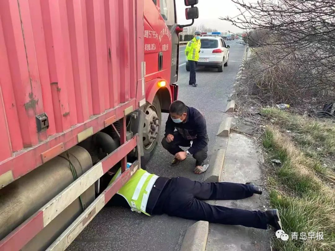 这是李涌生前留下的最后一个夜巡视频…早报记者独家跟访休闲区蓝鸢梦想 - Www.slyday.coM 这是李涌生前留下的最后一个夜巡视频…早报记者独家跟访休闲区蓝鸢梦想 - Www.slyday.coM