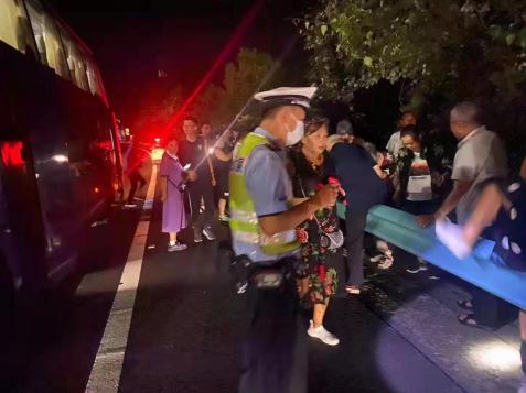 假期倒计时!贵阳高速交警国庆长假这样度过休闲区蓝鸢梦想 - Www.slyday.coM 假期倒计时!贵阳高速交警国庆长假这样度过休闲区蓝鸢梦想 - Www.slyday.coM