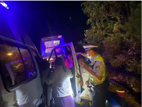 假期倒计时!贵阳高速交警国庆长假这样度过休闲区蓝鸢梦想 - Www.slyday.coM 假期倒计时!贵阳高速交警国庆长假这样度过休闲区蓝鸢梦想 - Www.slyday.coM