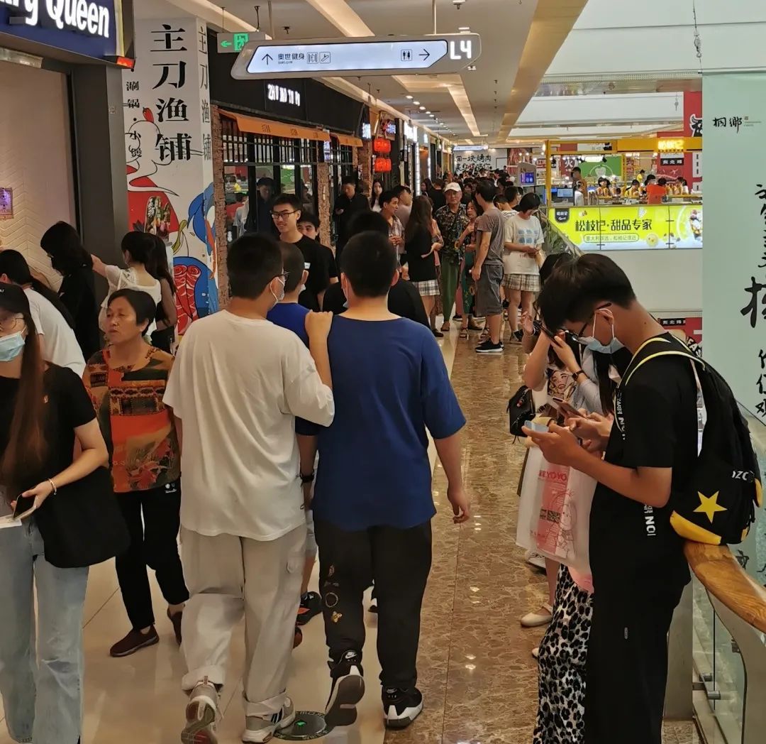 这里有你的国庆吗?休闲区蓝鸢梦想 - Www.slyday.coM 这里有你的国庆吗?休闲区蓝鸢梦想 - Www.slyday.coM