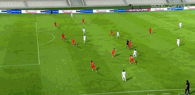 越南专家:中国足球一直走下坡路!越媒:距离创造历史只差几秒钟