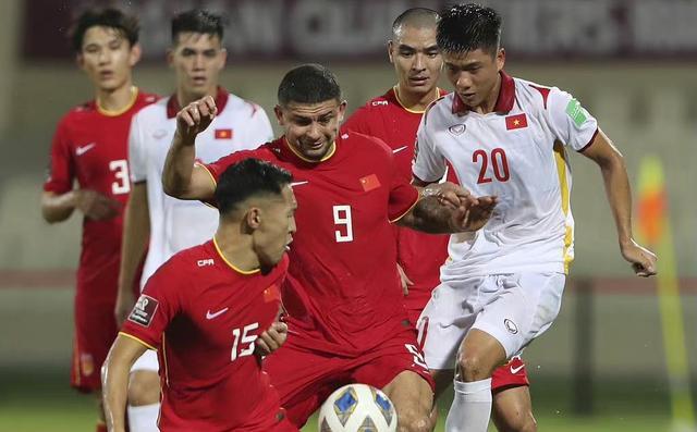 国足世预赛绝杀越南原因揭晓!球迷第二次发声,这回说了真话