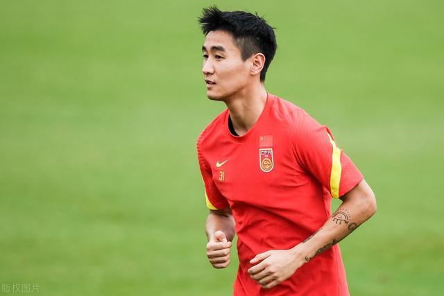 中国队险胜越南队！一场打脸的比赛！武磊证明自己为什么比阿兰强