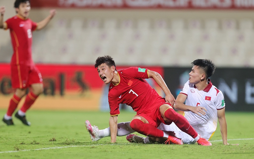 球场情场双得意！绝杀建功后，<a href=