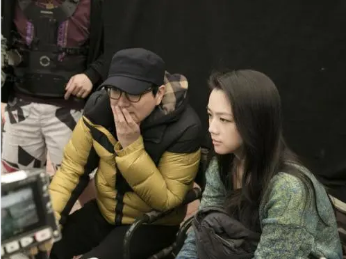 汤唯罕晒5岁女儿近照，携女与父亲同游，生日不见<a href=