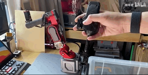 华为天才少年自制机械臂!能给葡萄缝针的那种,成本1万块,网友:能把脑子开源一下?休闲区蓝鸢梦想 - Www.slyday.coM 华为天才少年自制机械臂!能给葡萄缝针的那种,成本1万块,网友:能把脑子开源一下?休闲区蓝鸢梦想 - Www.slyday.coM