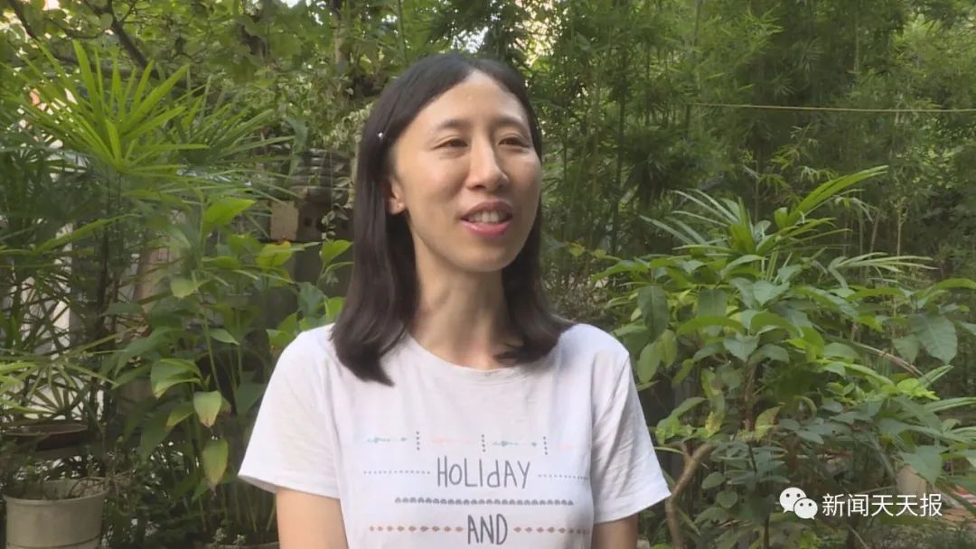 乐山老人收藏三万份报纸,见证新中国成立72年以来的发展变化!休闲区蓝鸢梦想 - Www.slyday.coM 乐山老人收藏三万份报纸,见证新中国成立72年以来的发展变化!休闲区蓝鸢梦想 - Www.slyday.coM