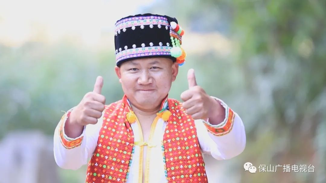 “香猪哥”的幸福生活|小康生活我来晒休闲区蓝鸢梦想 - Www.slyday.coM “香猪哥”的幸福生活|小康生活我来晒休闲区蓝鸢梦想 - Www.slyday.coM