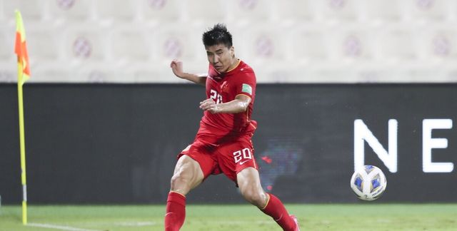 国足3-2绝杀越南比赛中,主教练李铁的5个致命错误!
