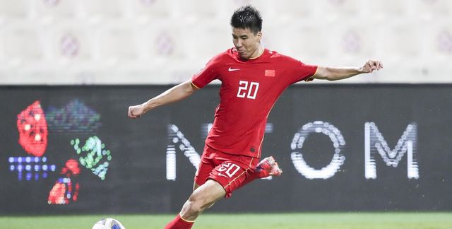 国足3-2绝杀越南比赛中,主教练李铁的5个致命错误!