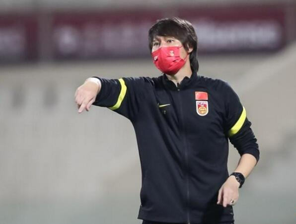 积分榜:国足苦主2-1绝杀升第1,出线有戏!国足战越南要取3分?