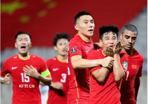 世预赛国足3-2绝杀越南收获12强赛首胜武磊梅开二度显神威