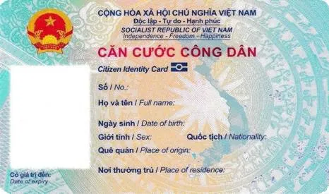 伪造证件企图在越南工作的一名中国人获刑2年，服刑结束驱逐出境
