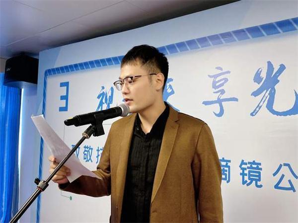 “视未来 享光明”致敬抗疫英雄 飞秒摘镜公益活动启动