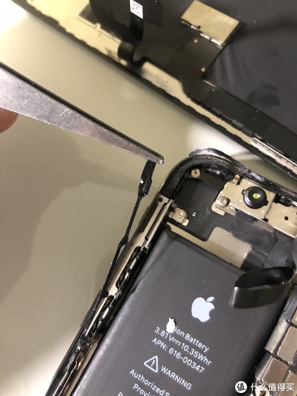 手机屏幕为啥会漏液?坏了需要去维修店吗?个人换屏经验分享~休闲区蓝鸢梦想 - Www.slyday.coM 手机屏幕为啥会漏液?坏了需要去维修店吗?个人换屏经验分享~休闲区蓝鸢梦想 - Www.slyday.coM