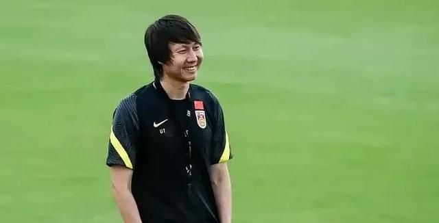 中国足球退步了!赢了越南队需要庆祝吗?那是我们应该做到的!