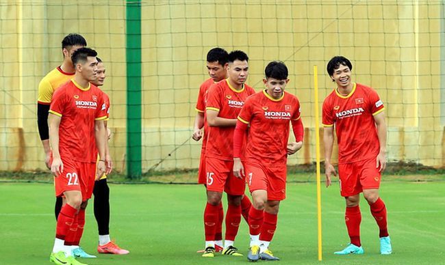 昨天15点!越南足协有“务实”计划：中国国足很快被“按着摩擦”