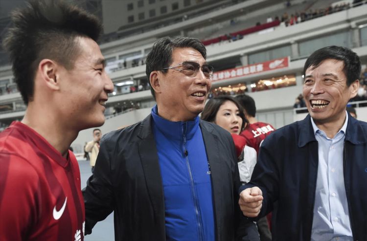 王燊超2次助攻武磊破越南球门,这是李铁战术?武磊:感谢徐根宝