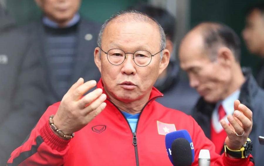 昨天15点!越南足协有“务实”计划:中国国足很快被“按着摩擦”