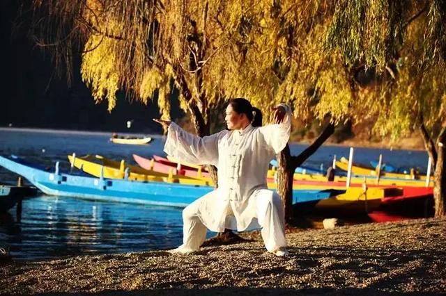 不同阶段练习太极拳最常见的11种错误!建议拳友都看看休闲区蓝鸢梦想 - Www.slyday.coM 不同阶段练习太极拳最常见的11种错误!建议拳友都看看休闲区蓝鸢梦想 - Www.slyday.coM