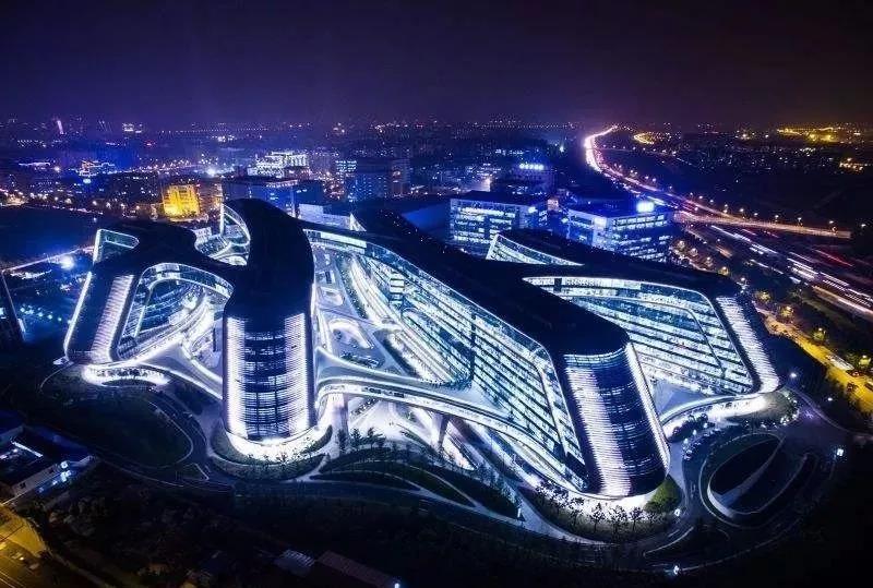 《欢乐颂》《何以笙箫默》《杉杉来了》都曾在这里拍摄,这个地方魔力非凡休闲区蓝鸢梦想 - Www.slyday.coM 《欢乐颂》《何以笙箫默》《杉杉来了》都曾在这里拍摄,这个地方魔力非凡休闲区蓝鸢梦想 - Www.slyday.coM