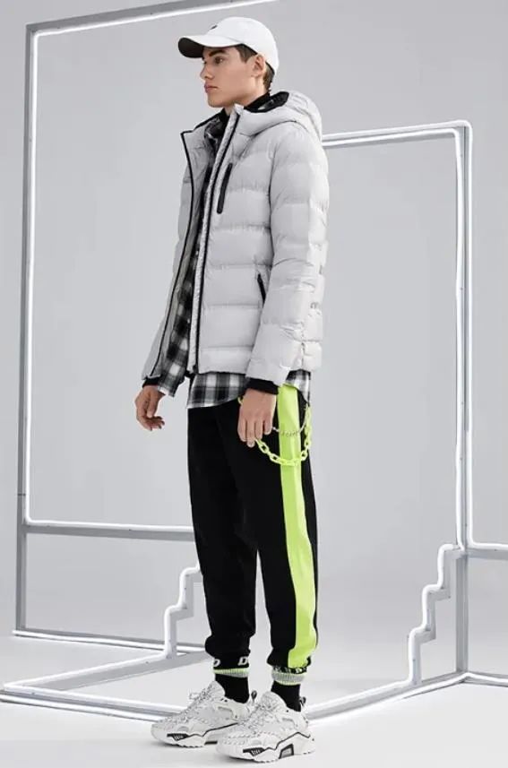 事儿君精选!突然降温还没暖和外套?这波高性价比羽绒服我们给你准备好了休闲区蓝鸢梦想 - Www.slyday.coM 事儿君精选!突然降温还没暖和外套?这波高性价比羽绒服我们给你准备好了休闲区蓝鸢梦想 - Www.slyday.coM